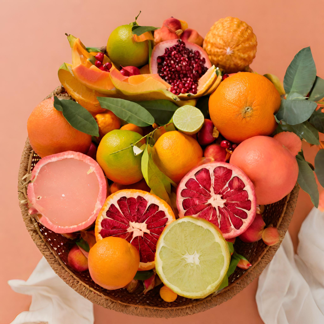 Indian Delight Basket( 500gms each of chikoo, Indian Orange, Pomegranate,  Sweet Lime, Indian Guava and 1pc Papaya)